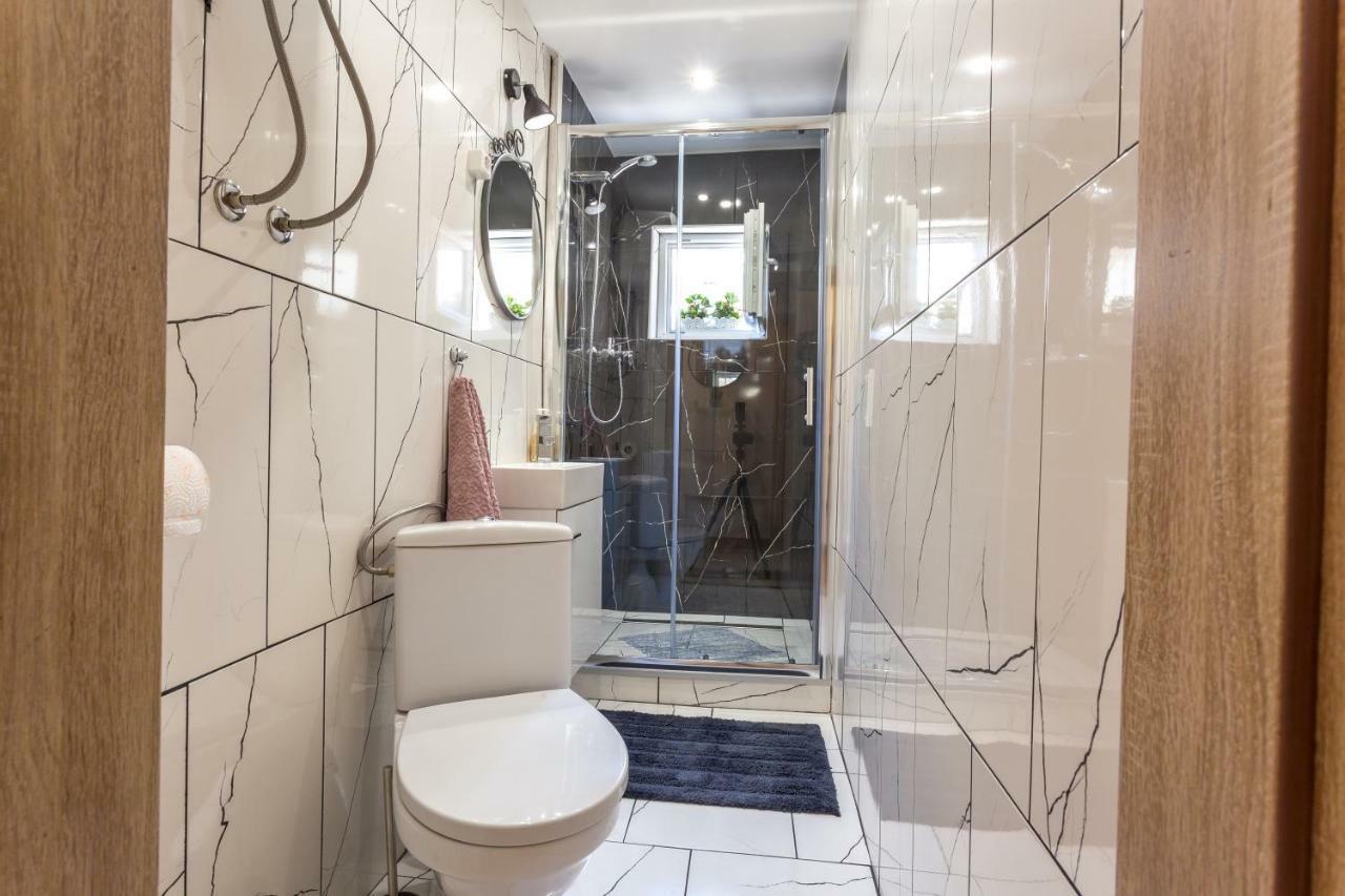 Marina Pavic 02 Apartma *